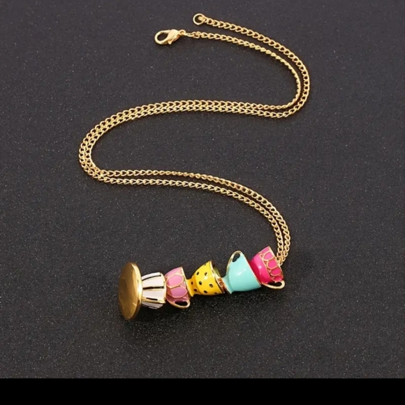 Multi layer enamel necklace ✨️ 😍 - Picture 3 of 3